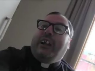 Father torbe fucks this young and innocent ýaşlar and